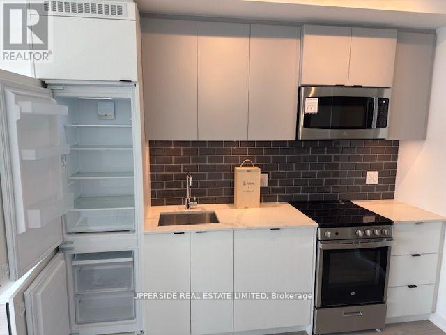 1016 - 285 Dufferin Street, Toronto, Ontario  M6K 0J2 - Photo 2 - W13124280