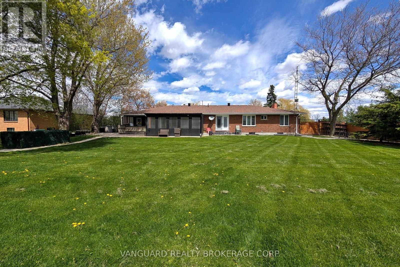 8070 Hornby Road, Halton Hills, Ontario  L0P 1E0 - Photo 44 - W13124324