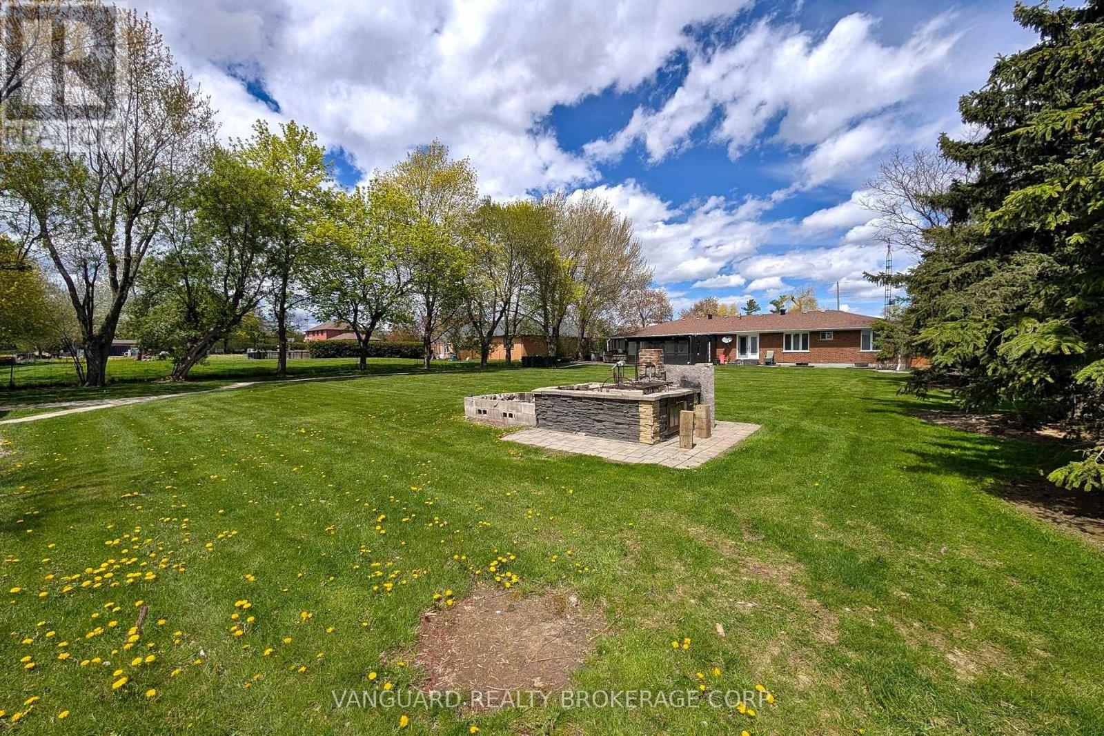 8070 Hornby Road, Halton Hills, Ontario  L0P 1E0 - Photo 46 - W13124324