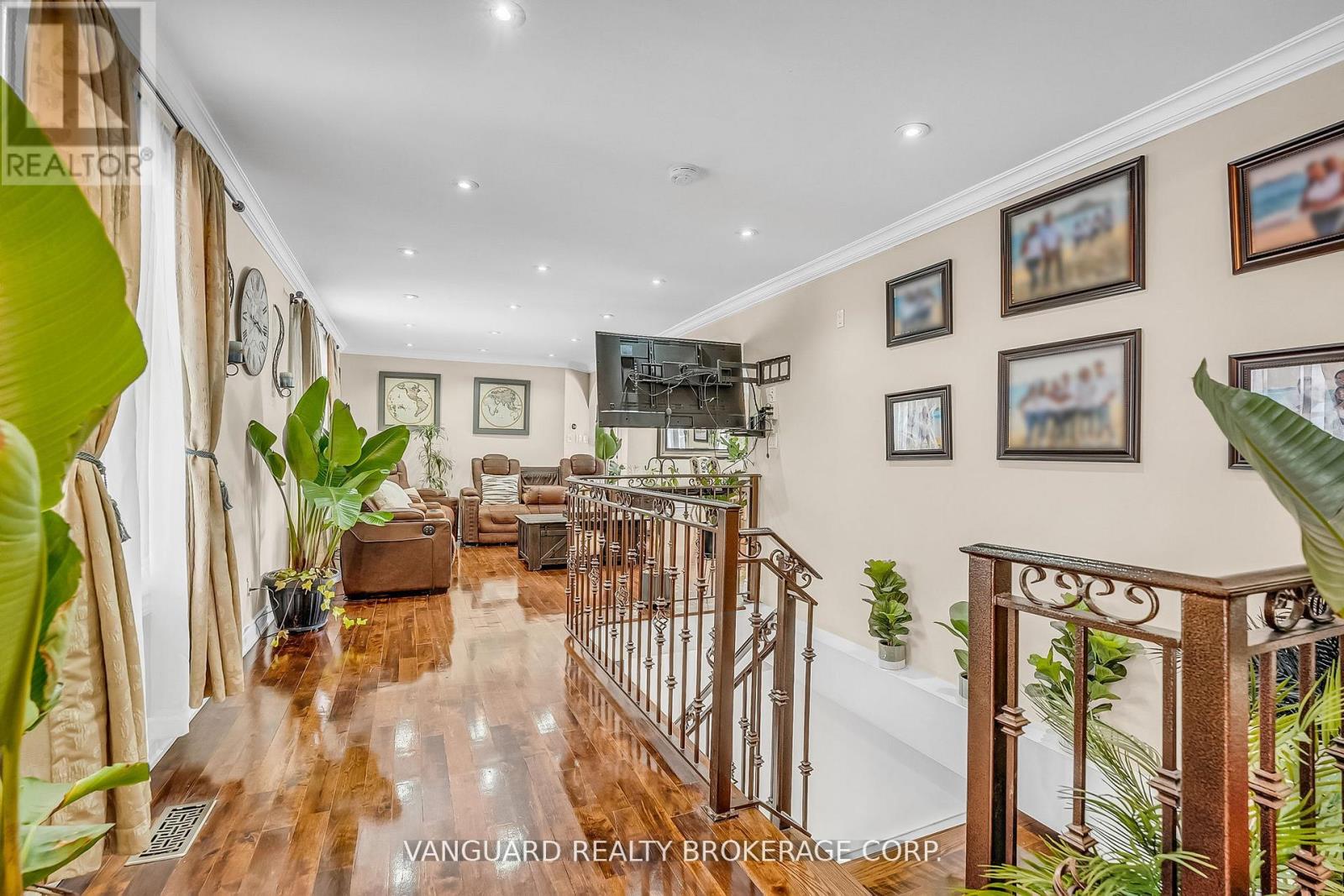 8070 Hornby Road, Halton Hills, Ontario  L0P 1E0 - Photo 9 - W13124324