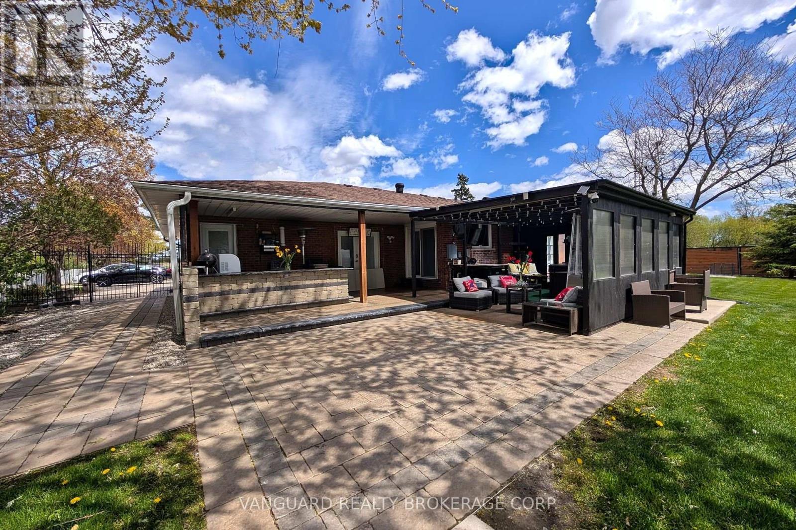 8070 Hornby Road, Halton Hills, Ontario  L0P 1E0 - Photo 31 - W13124328