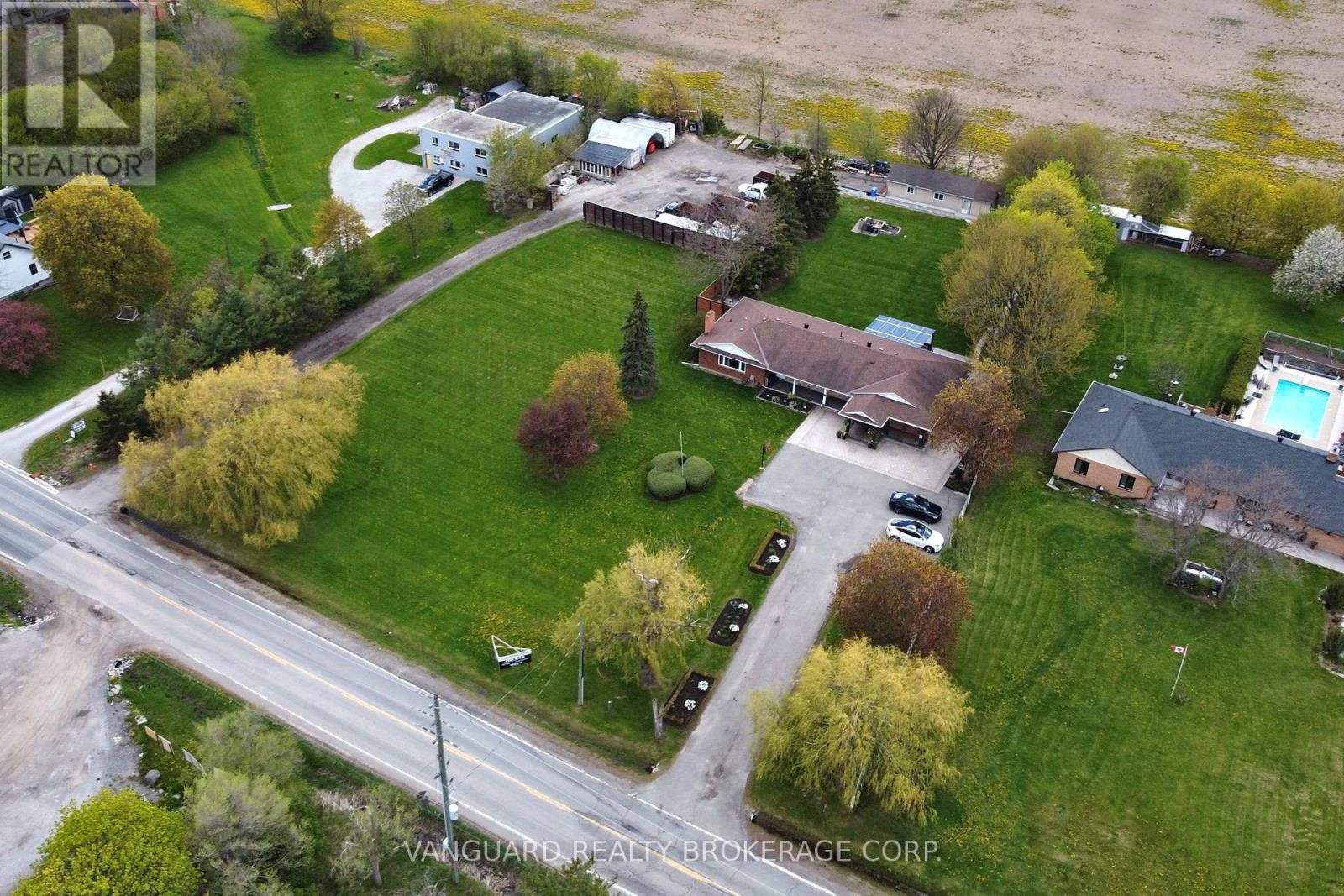8070 Hornby Road, Halton Hills, Ontario  L0P 1E0 - Photo 7 - W13124328