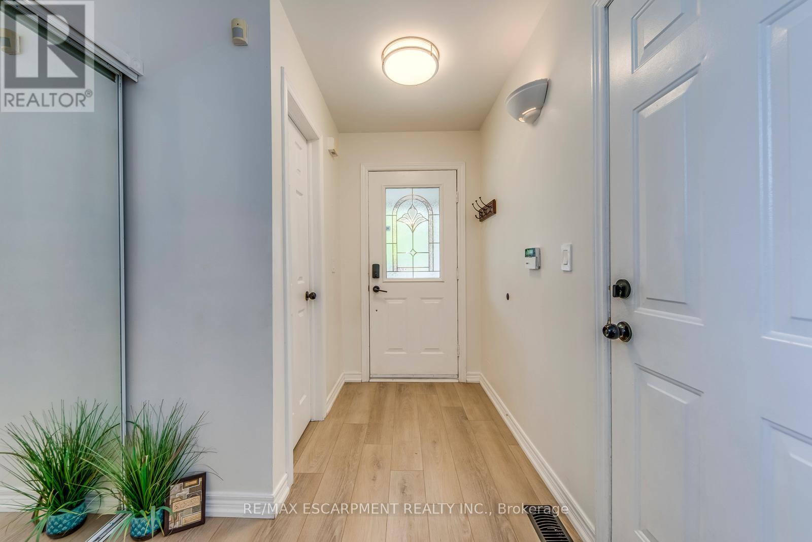 35 - 2871 Darien Road, Burlington (Rose), Ontario  L7M 4R6 - Photo 3 - W13124342