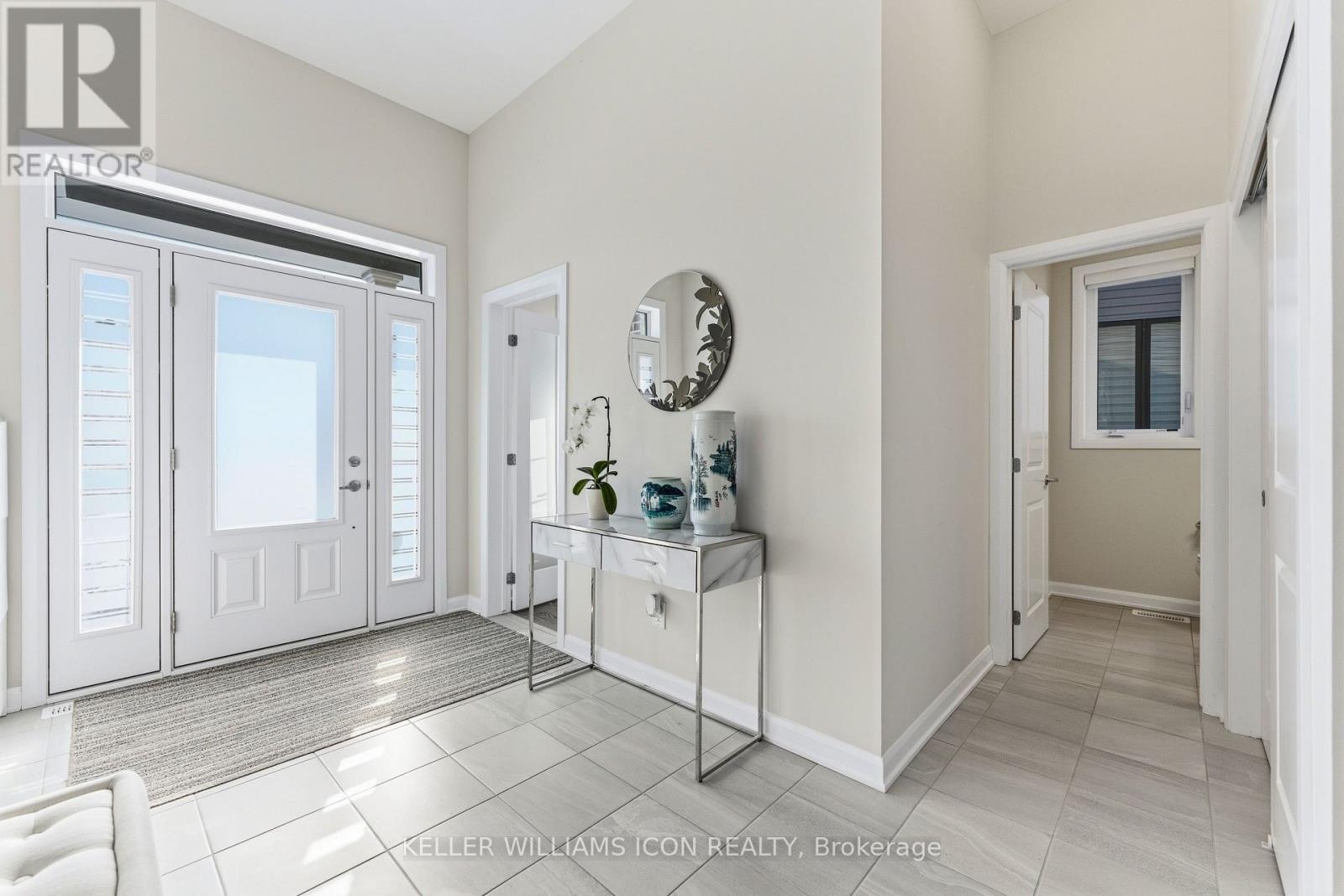 352 Cloyne Crescent, Ottawa, Ontario  K2J 6W4 - Photo 4 - X12974310
