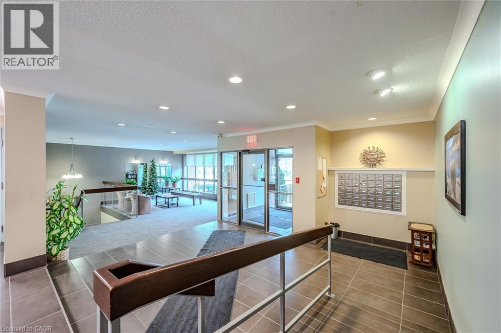 300 Keats Way Unit# 504, Waterloo, Ontario  N2L 6E6 - Photo 3 - 40816815