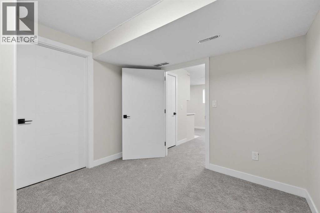 5625 Templehill Road NE, Calgary, Alberta  T1Y 4C1 - Photo 31 - A2311021