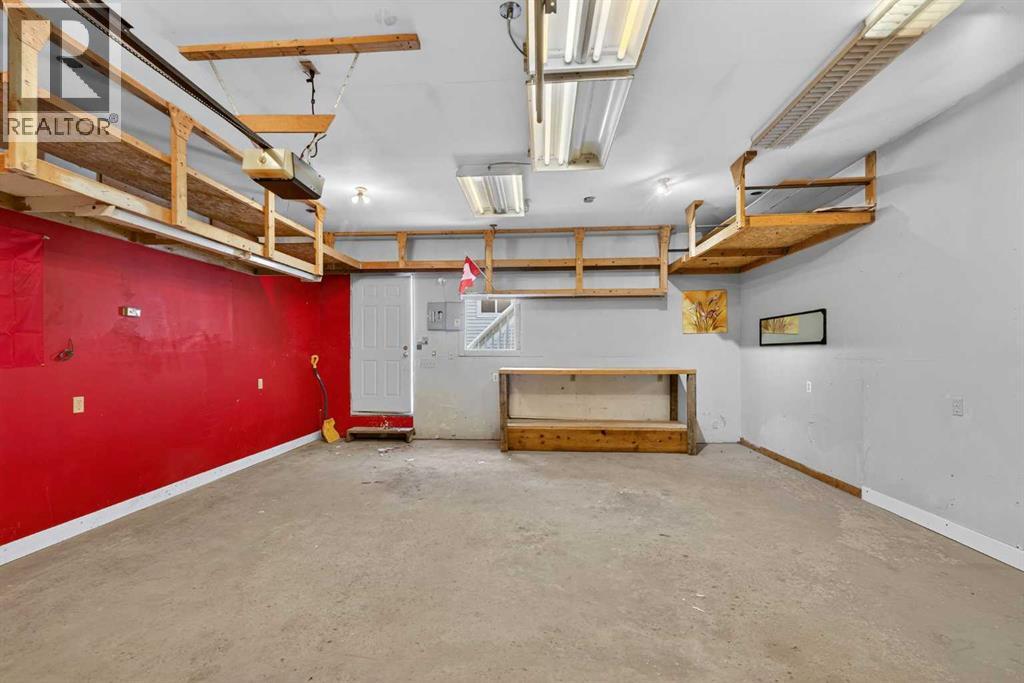5625 Templehill Road NE, Calgary, Alberta  T1Y 4C1 - Photo 36 - A2311021
