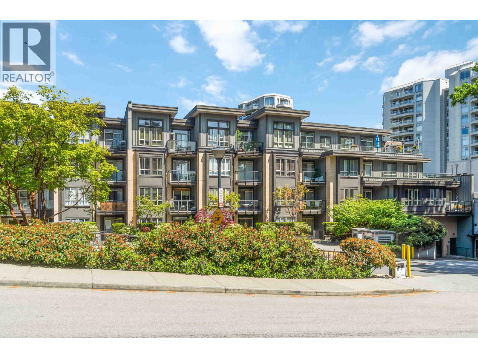 220 225 FRANCIS WAY, New Westminster, British Columbia