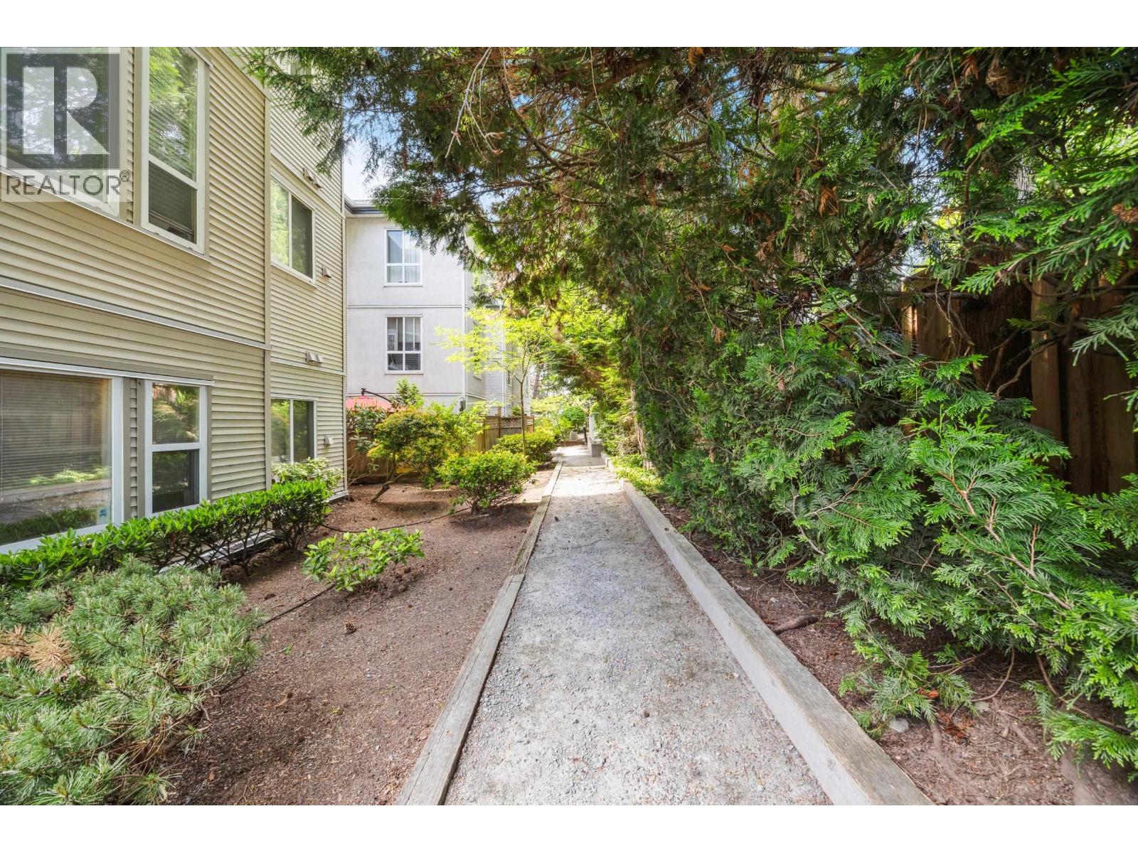 202 7188 Royal Oak Avenue, Burnaby, British Columbia  V5J 4J4 - Photo 33 - R3123212