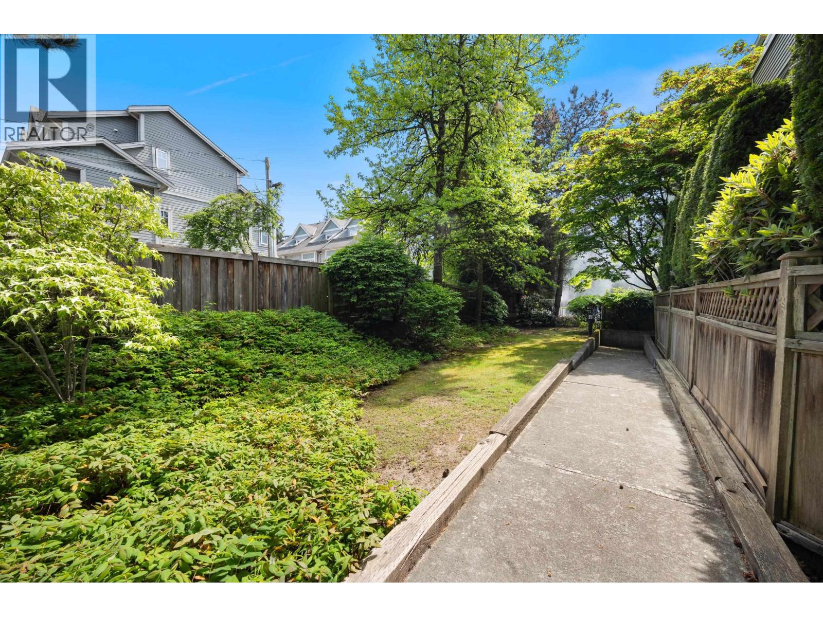 202 7188 Royal Oak Avenue, Burnaby, British Columbia  V5J 4J4 - Photo 32 - R3123212