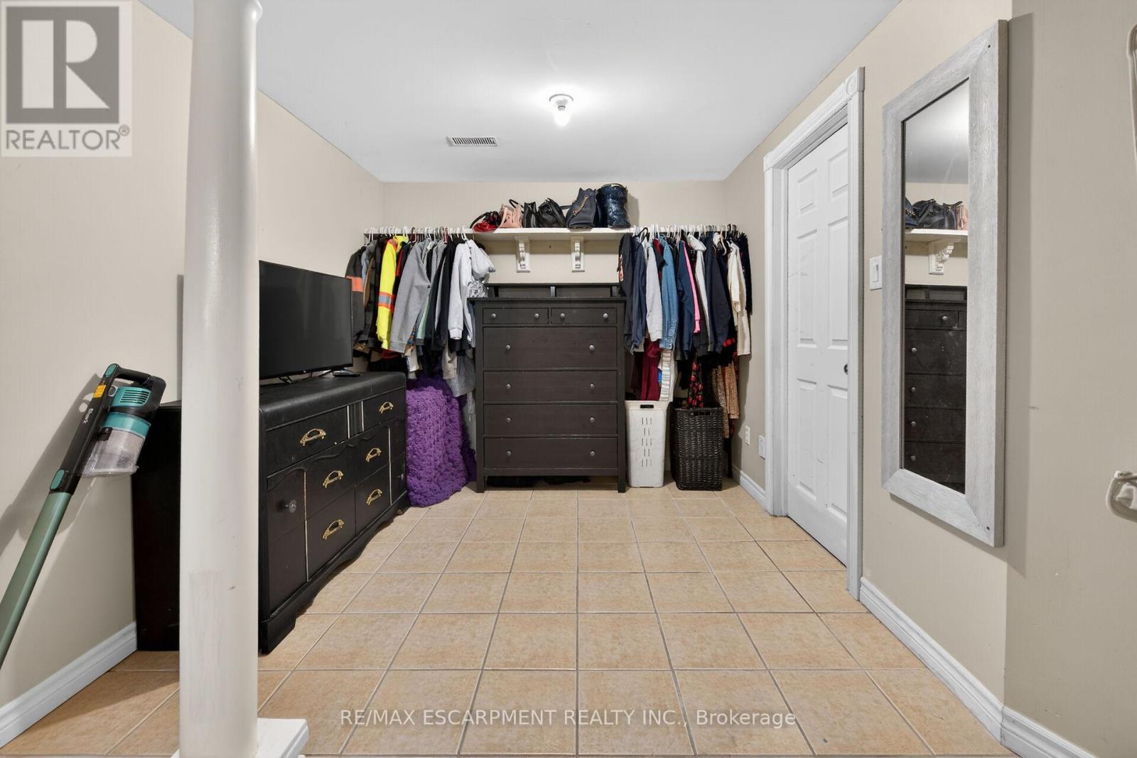 5 Denby Road, Norfolk (Port Dover), Ontario  N0A 1N4 - Photo 32 - X13124350