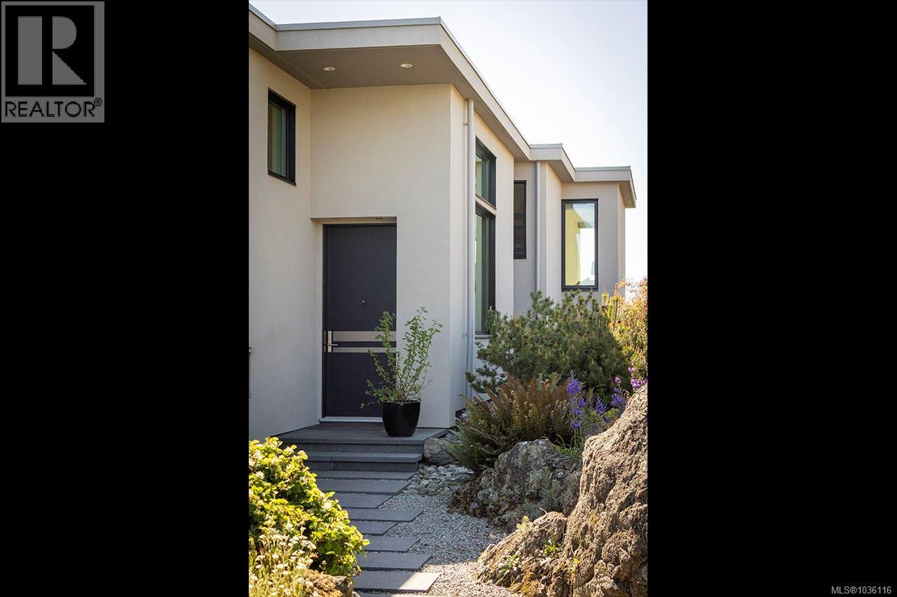 408 Newport Ave, Oak Bay, British Columbia  V8S 5C5 - Photo 4 - 1036116