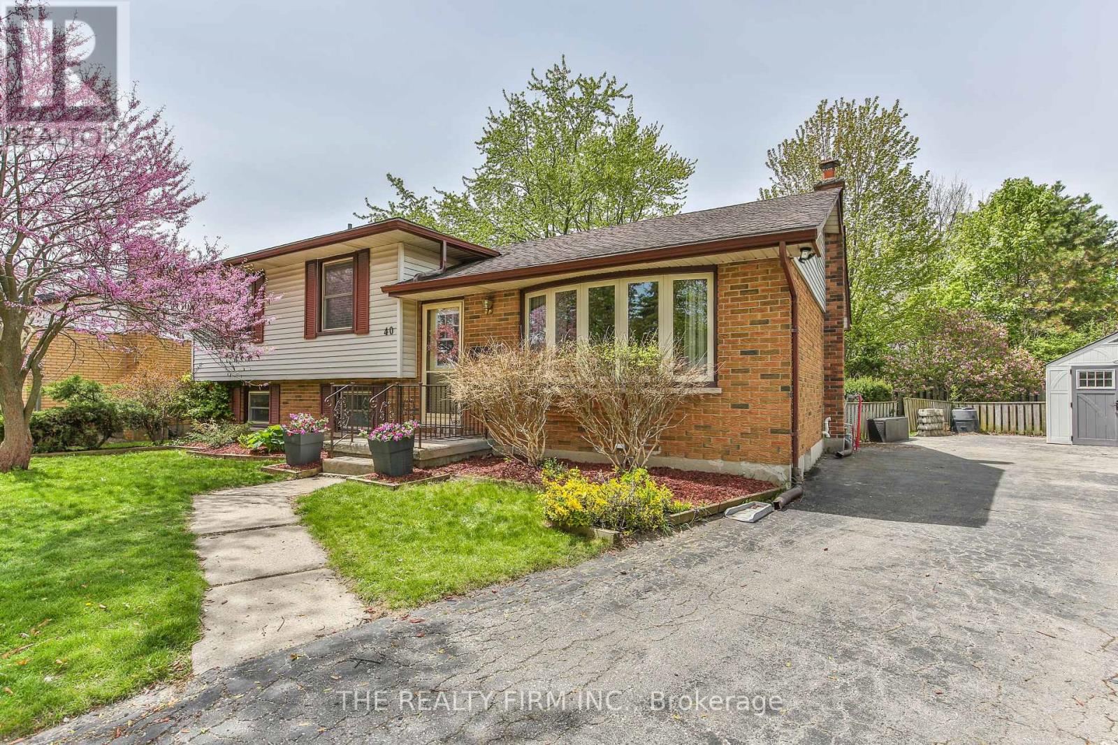 40 Ebury Place, London South, Ontario  N6C 4V4 - Photo 4 - X13124606