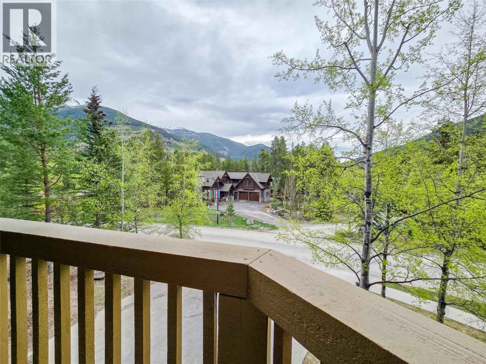 2070 Summit Drive Unit# 308, Panorama, British Columbia