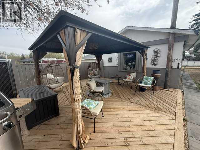 148 4 Street, Drumheller, Alberta  T0J 0Y0 - Photo 5 - A2311031