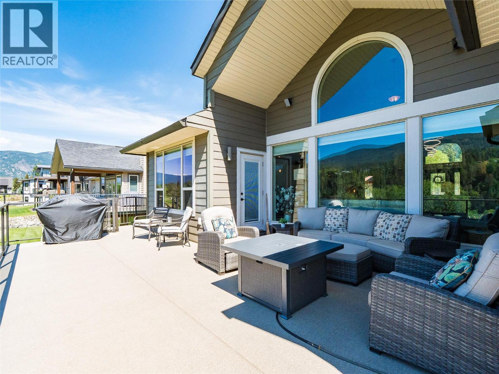 943 Riverview Place, Castlegar, British Columbia  V1N 4L1 - Photo 41 - 10386880