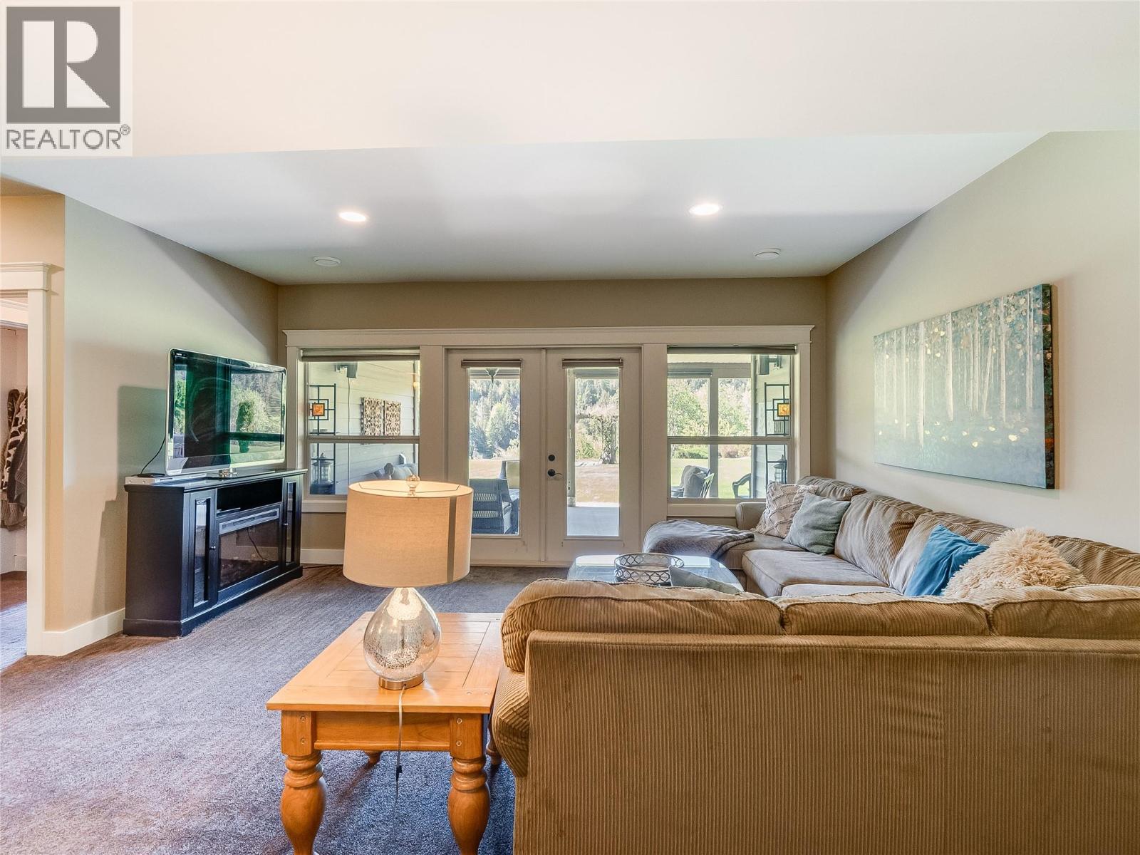 943 Riverview Place, Castlegar, British Columbia  V1N 4L1 - Photo 62 - 10386880