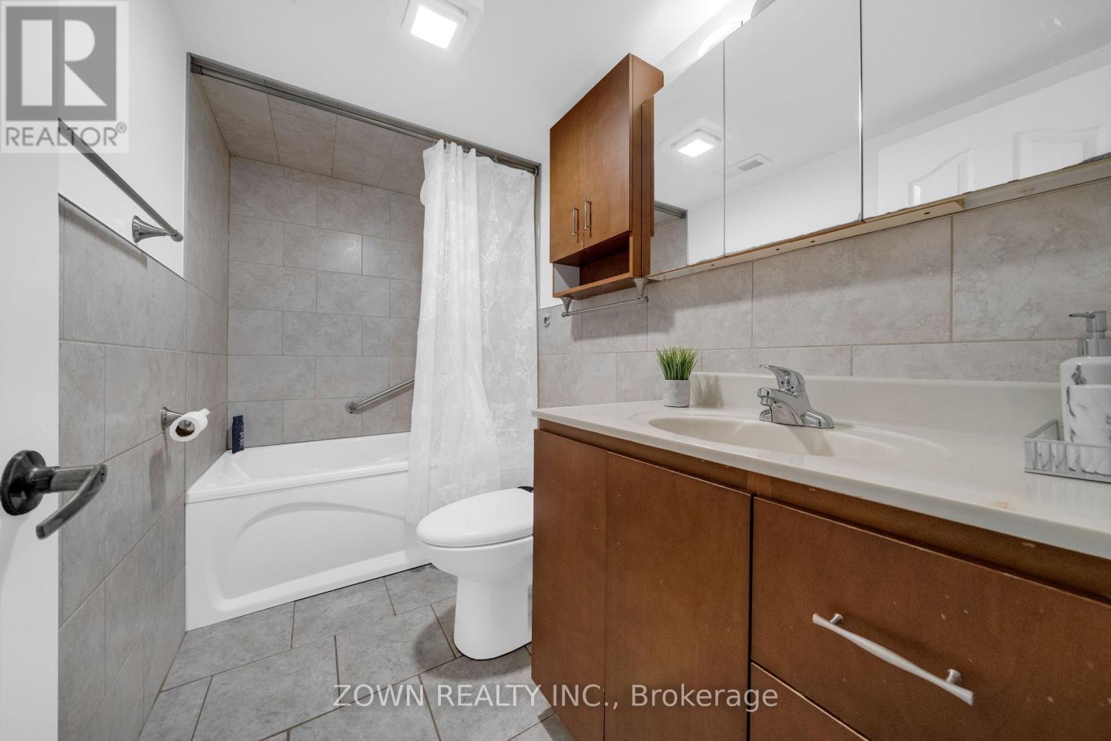 2330 Edenhurst Drive, Mississauga, Ontario  L5A 2K9 - Photo 37 - W13123448