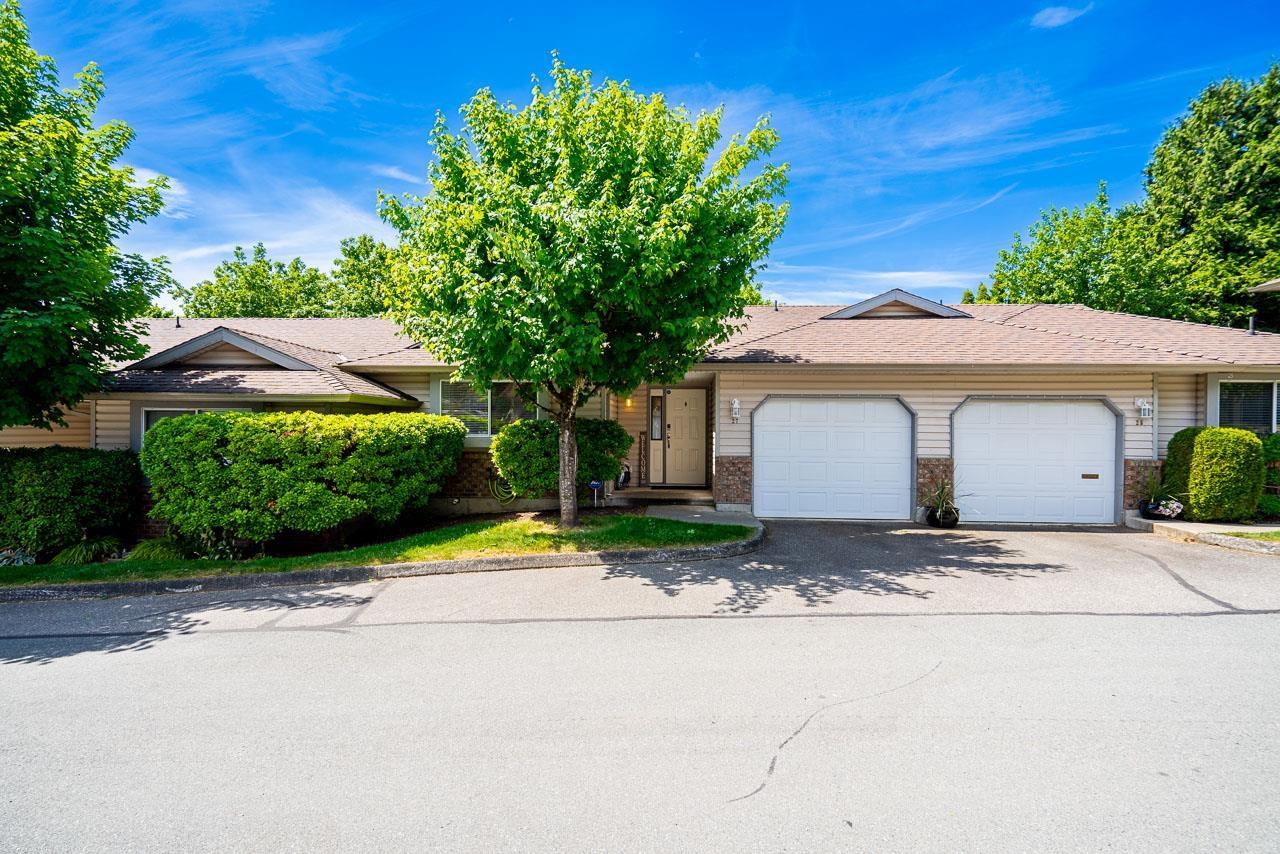 27 2023 Winfield Drive, Abbotsford, British Columbia  V3G 1K5 - Photo 3 - R3123018