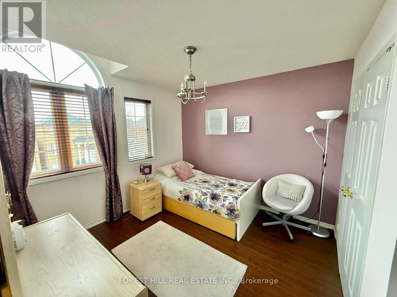 54 Timberview Drive, Vaughan, Ontario  L4J 8M3 - Photo 12 - N12984210