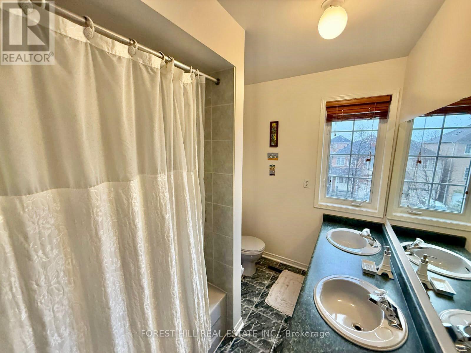54 Timberview Drive, Vaughan, Ontario  L4J 8M3 - Photo 16 - N12984210
