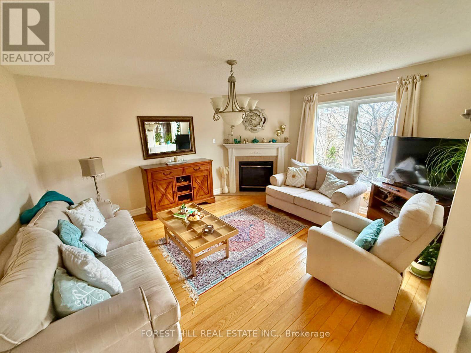 54 Timberview Drive, Vaughan, Ontario  L4J 8M3 - Photo 6 - N12984210