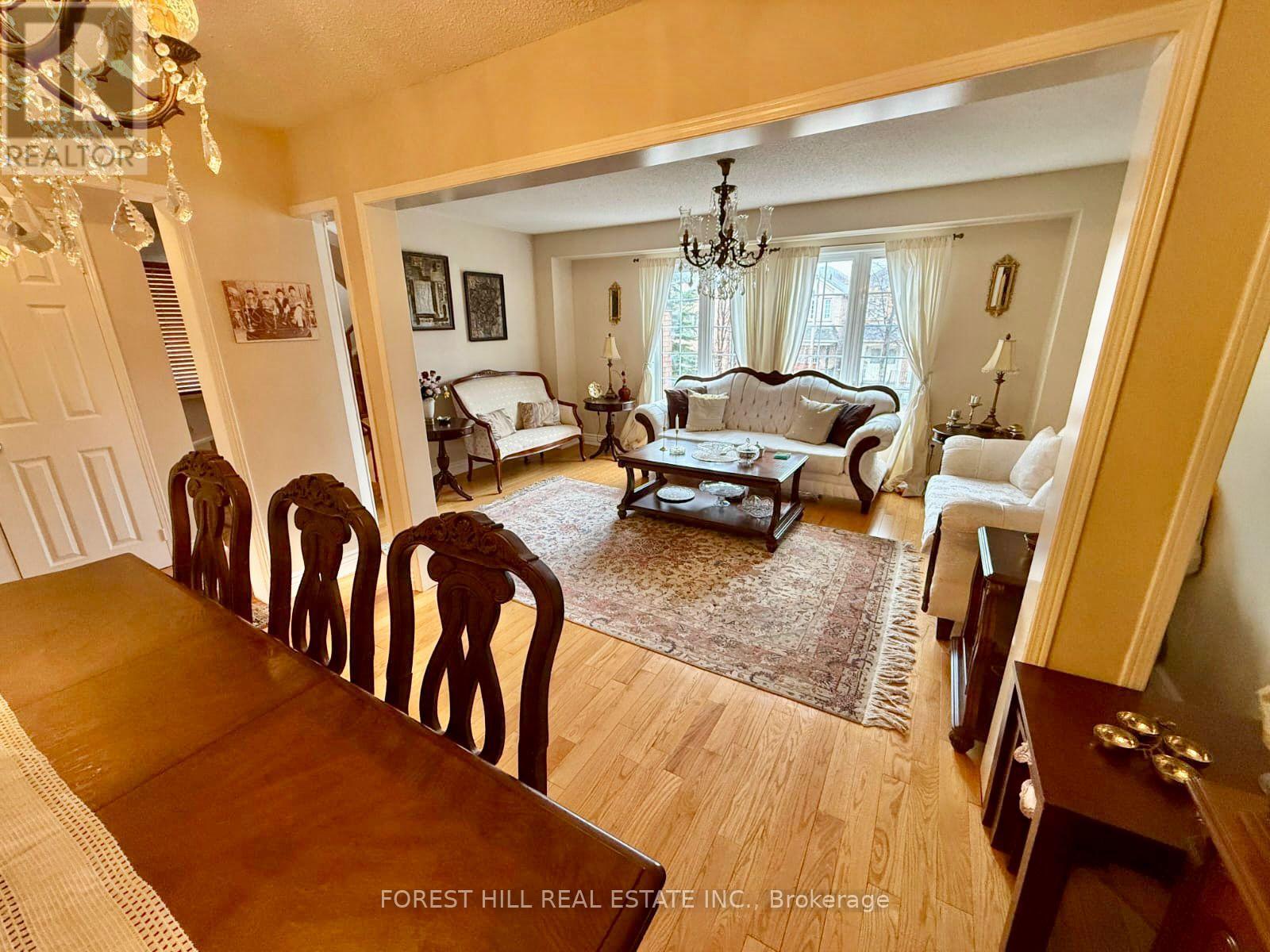 54 Timberview Drive, Vaughan, Ontario  L4J 8M3 - Photo 5 - N12984210