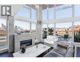 624 289 ALEXANDER STREET, Vancouver, British Columbia