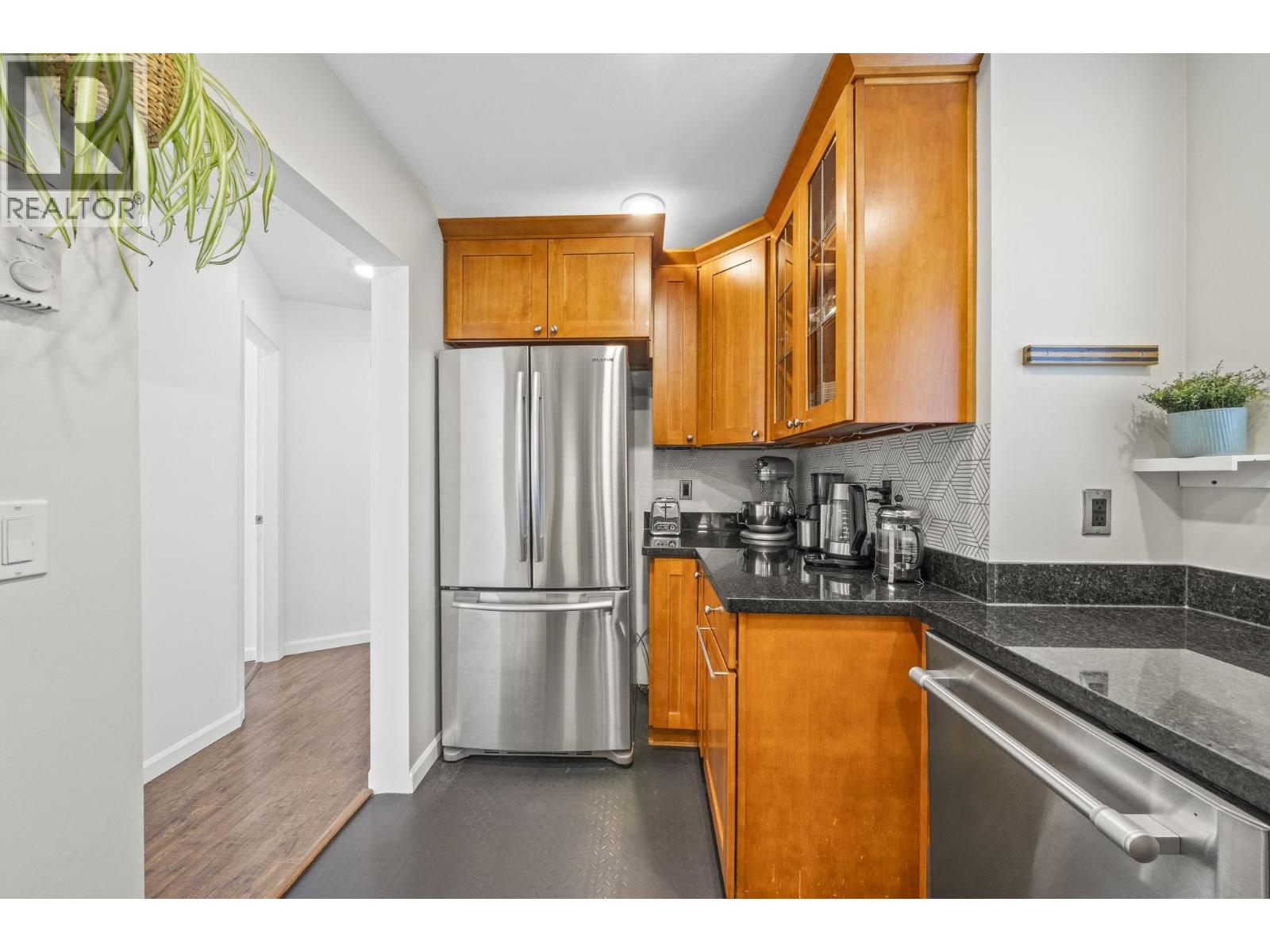 204 1883 E 10th Avenue, Vancouver, British Columbia  V5N 1X8 - Photo 11 - R3123353