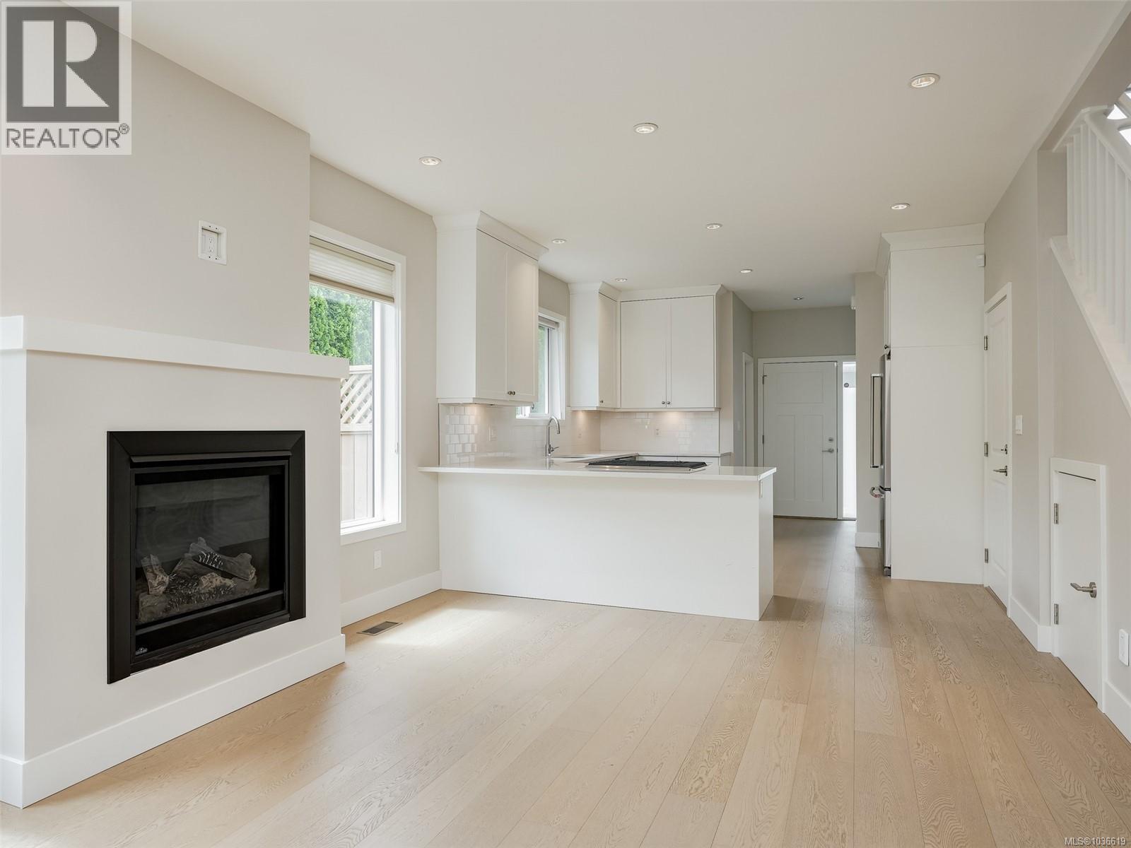 4 10490 Resthaven Dr, Sidney, British Columbia  V8L 3H7 - Photo 10 - 1036619