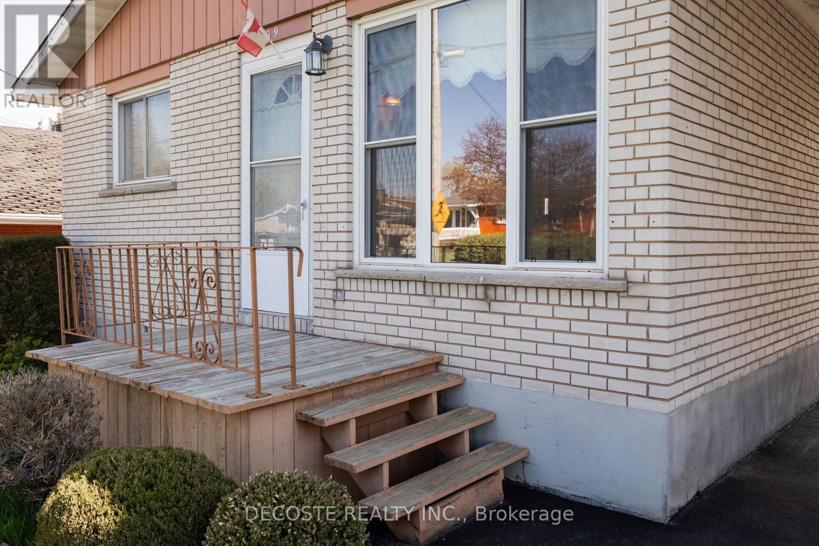 429 Dominion Street S, North Glengarry, Ontario  K0C 1A0 - Photo 3 - X13124586