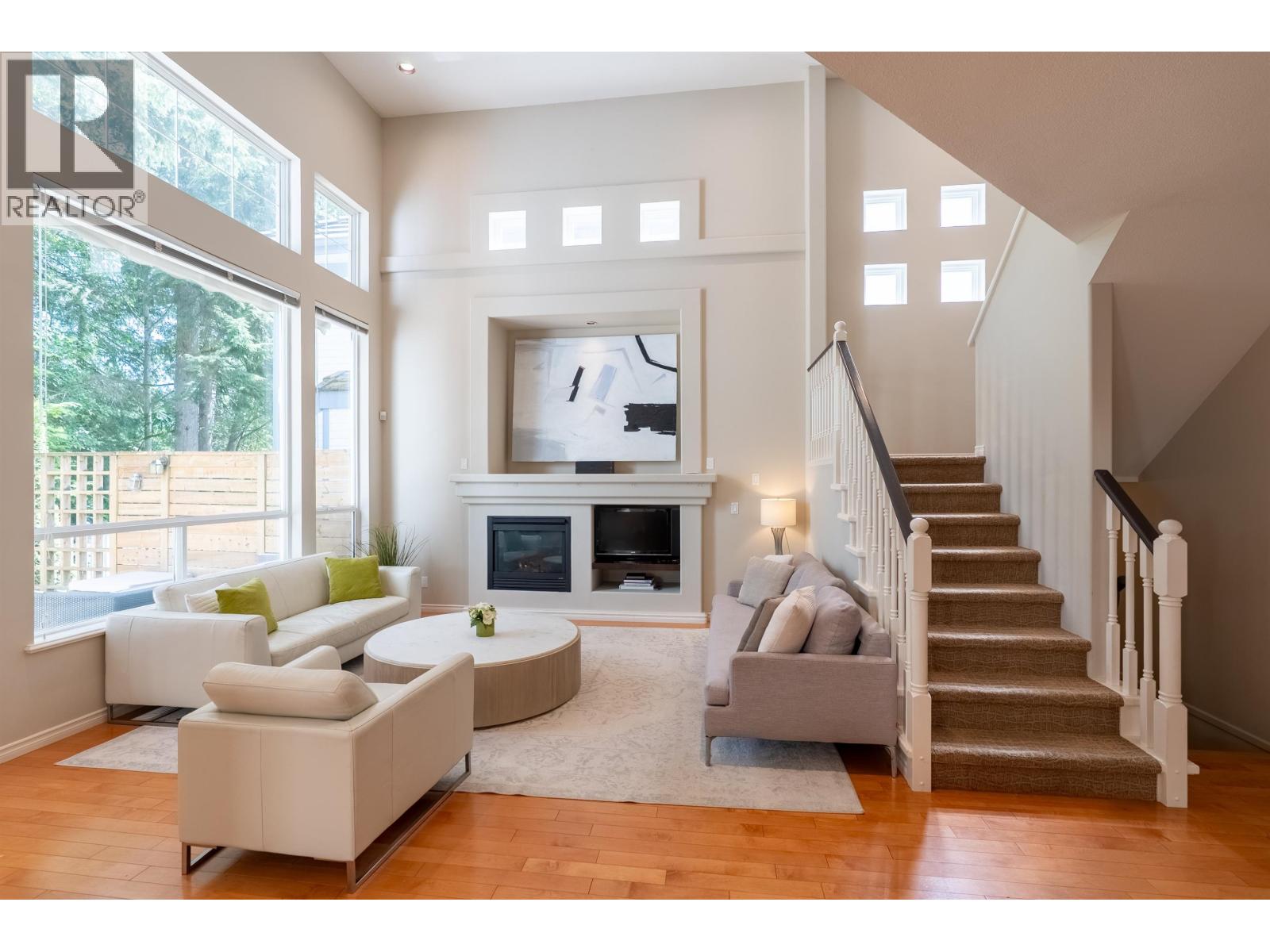 3303 Chartwell Grn, Coquitlam, British Columbia  V3E 3N1 - Photo 3 - R3123273