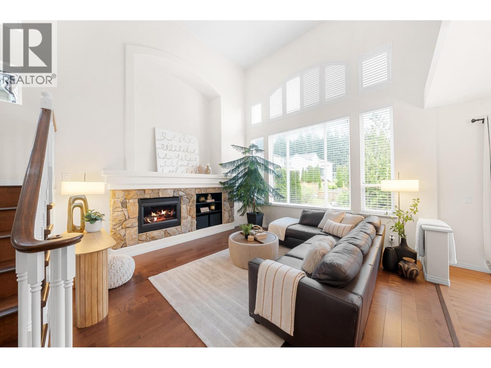 1611 Stoneridge Lane, Coquitlam, British Columbia  V3E 3K9 - Photo 5 - R3123285