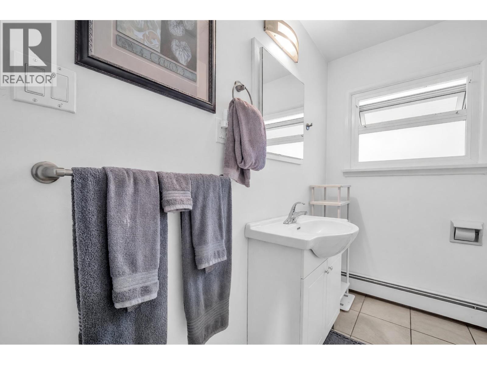 1036 Nootka Street, Vancouver, British Columbia  V5K 4E7 - Photo 13 - R3123307
