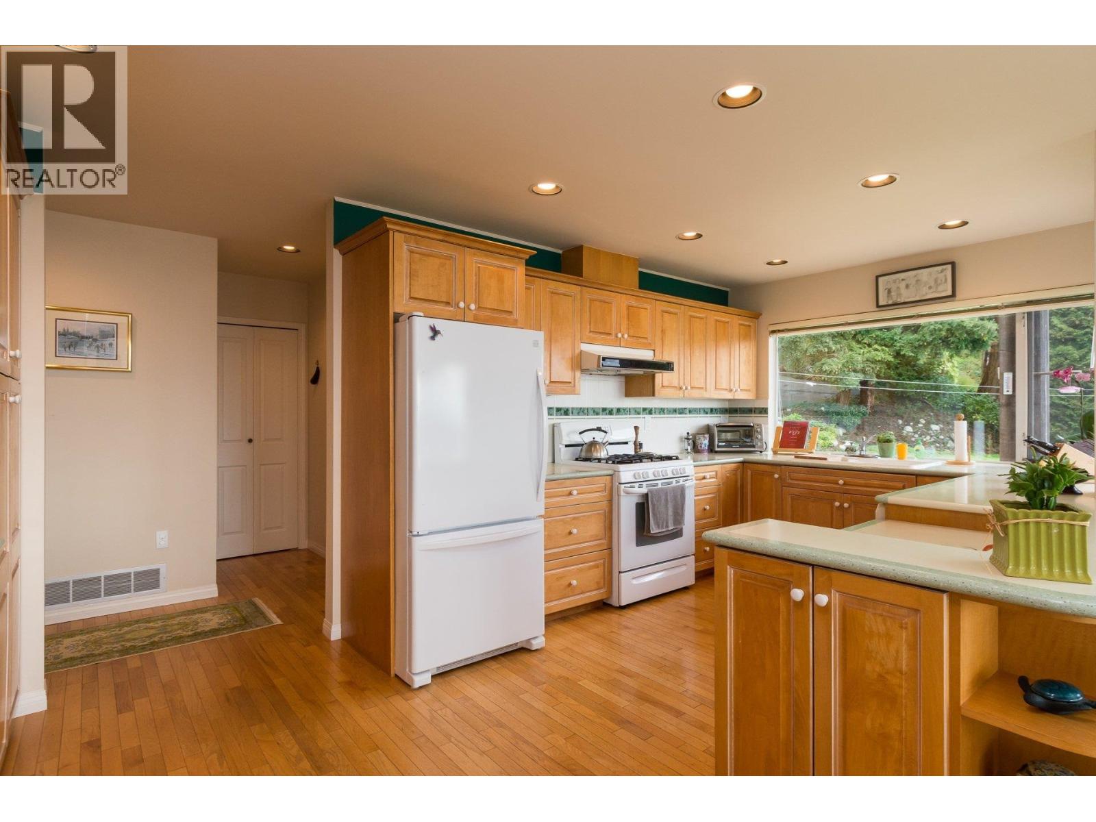 598 Tsawwassen Beach Road, Delta, British Columbia  V4M 4C7 - Photo 20 - R3123348