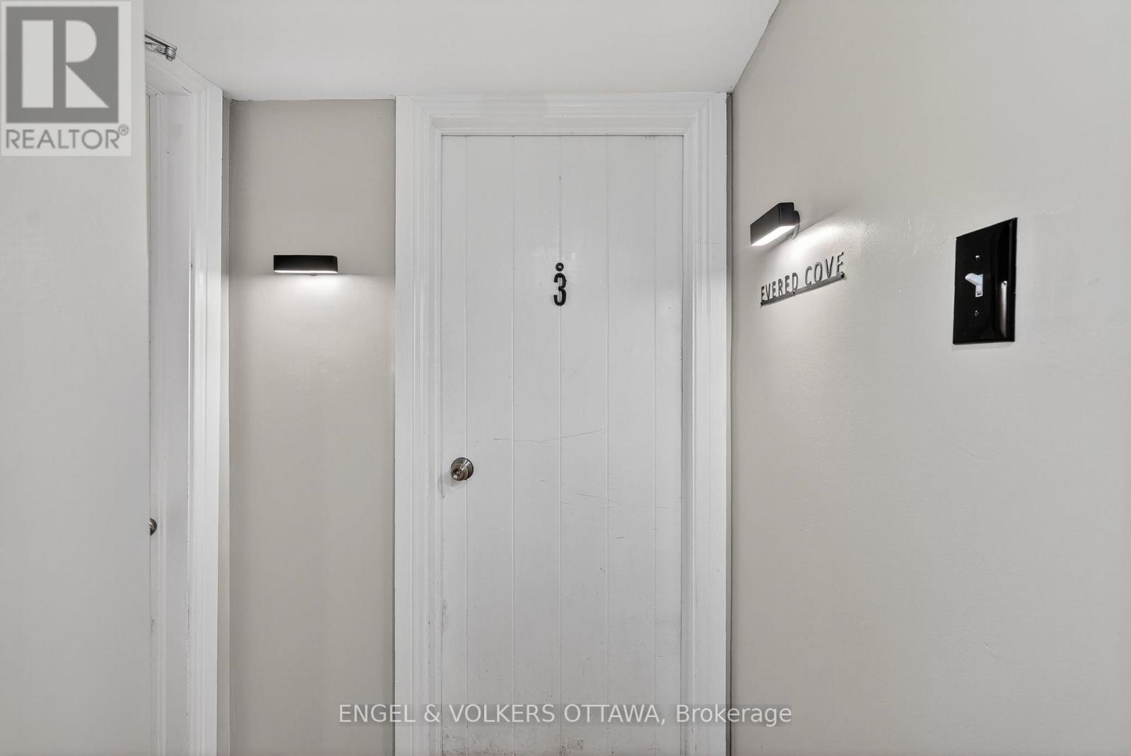 3 - 541 Evered Avenue, Ottawa, Ontario  K1Z 5K9 - Photo 4 - X13124540