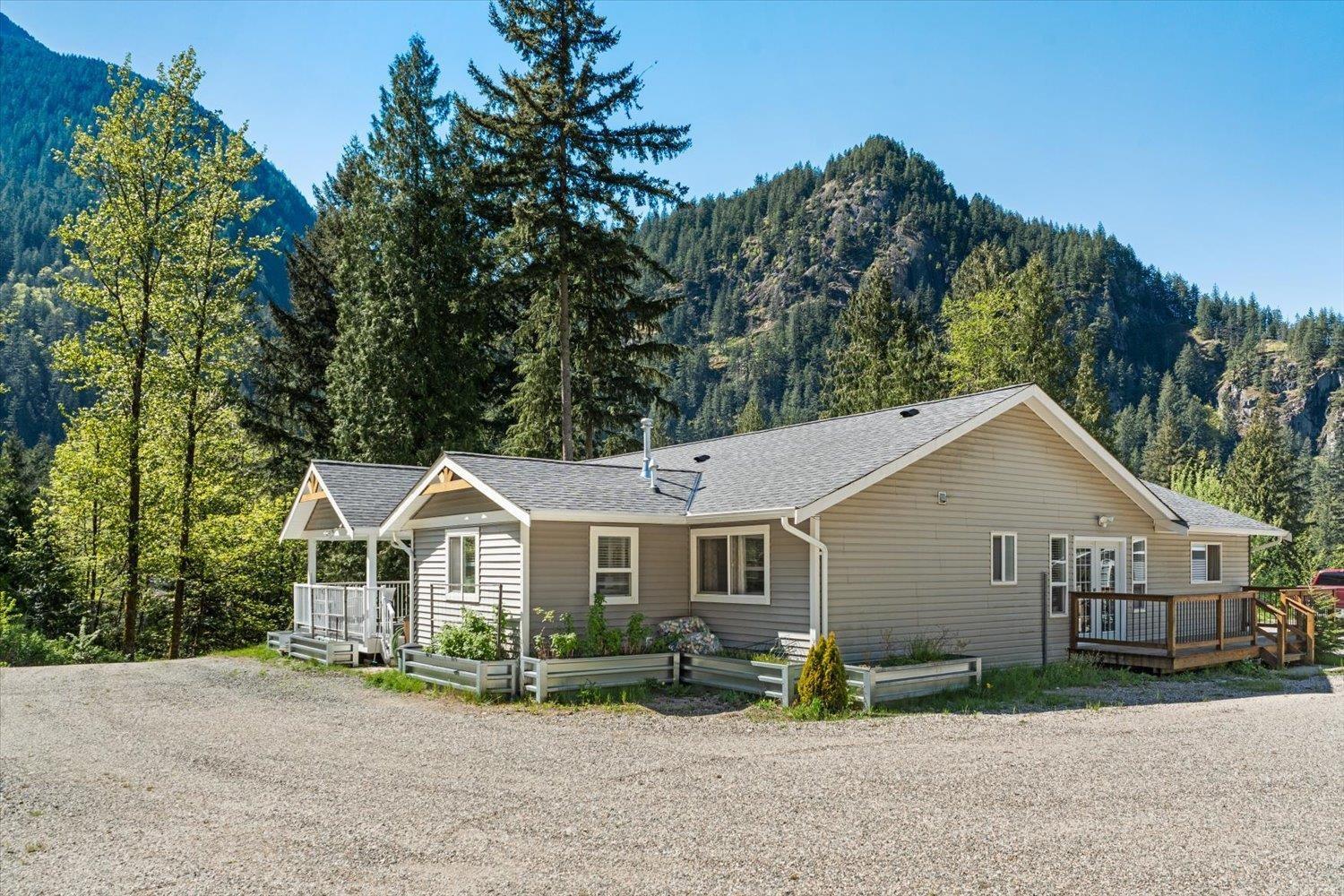 63666 Old Yale Road, Hope, Hope, British Columbia  V0X 1L2 - Photo 33 - R3116886