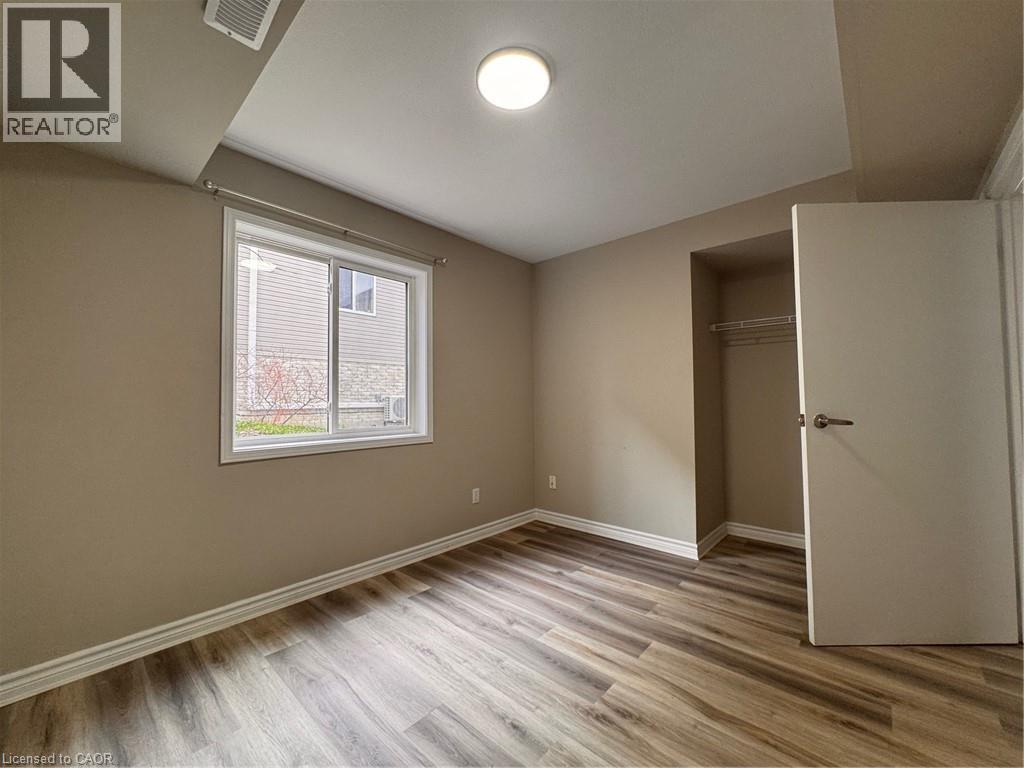 44 Walnut Street Unit# E01, Kitchener, Ontario  N2G 1P6 - Photo 5 - 40829753
