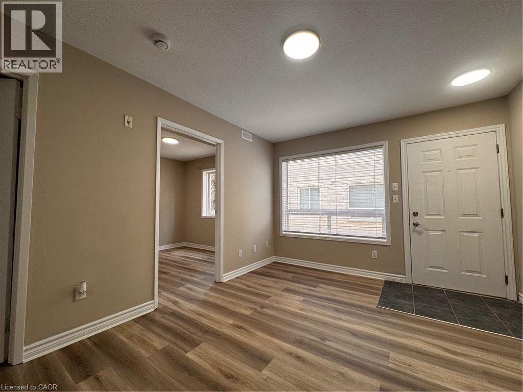 44 Walnut Street Unit# E01, Kitchener, Ontario  N2G 1P6 - Photo 8 - 40829753