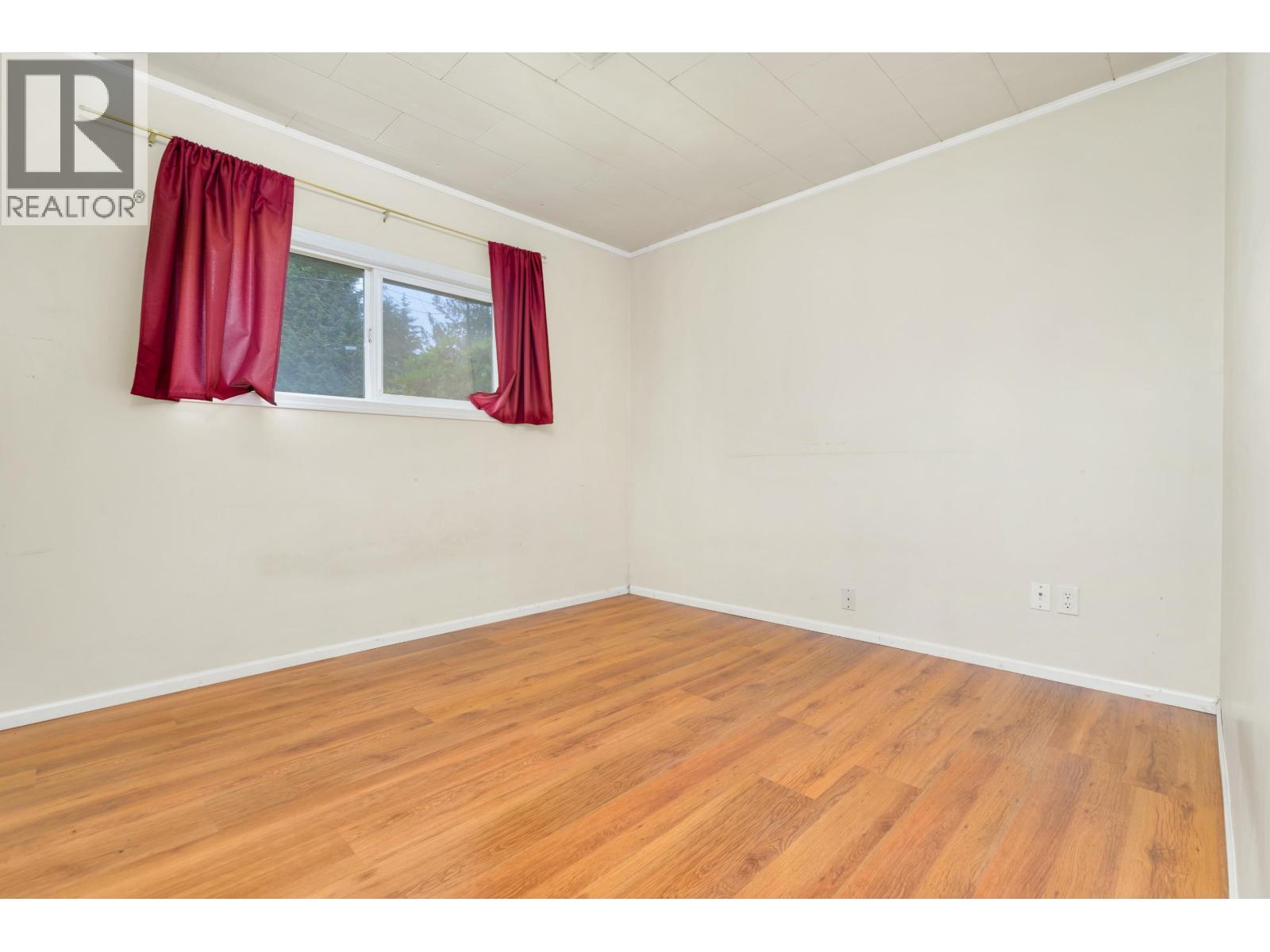 11619 Adair Street, Maple Ridge, British Columbia  V2X 6R8 - Photo 9 - R3123065