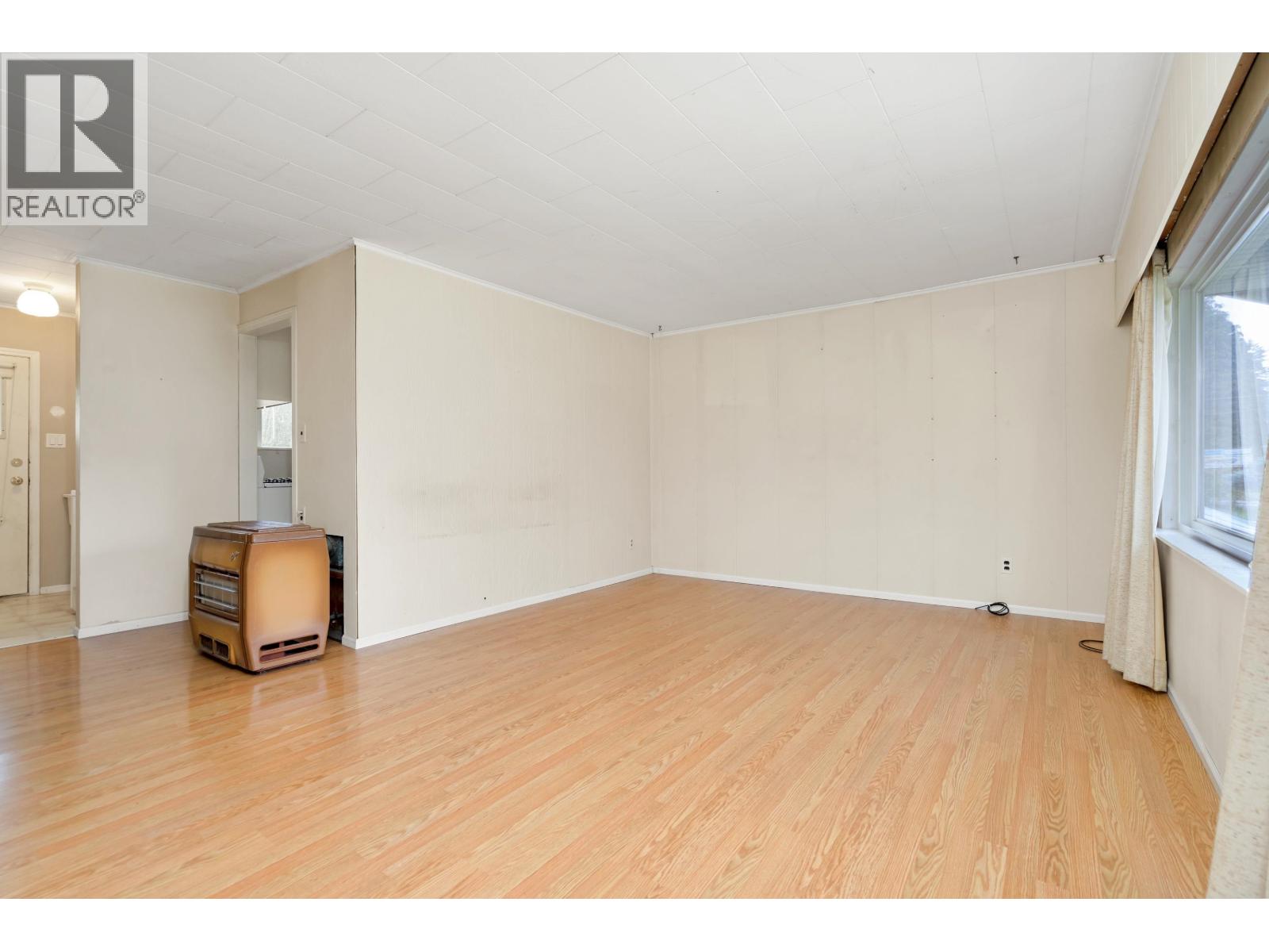 11619 Adair Street, Maple Ridge, British Columbia  V2X 6R8 - Photo 5 - R3123065