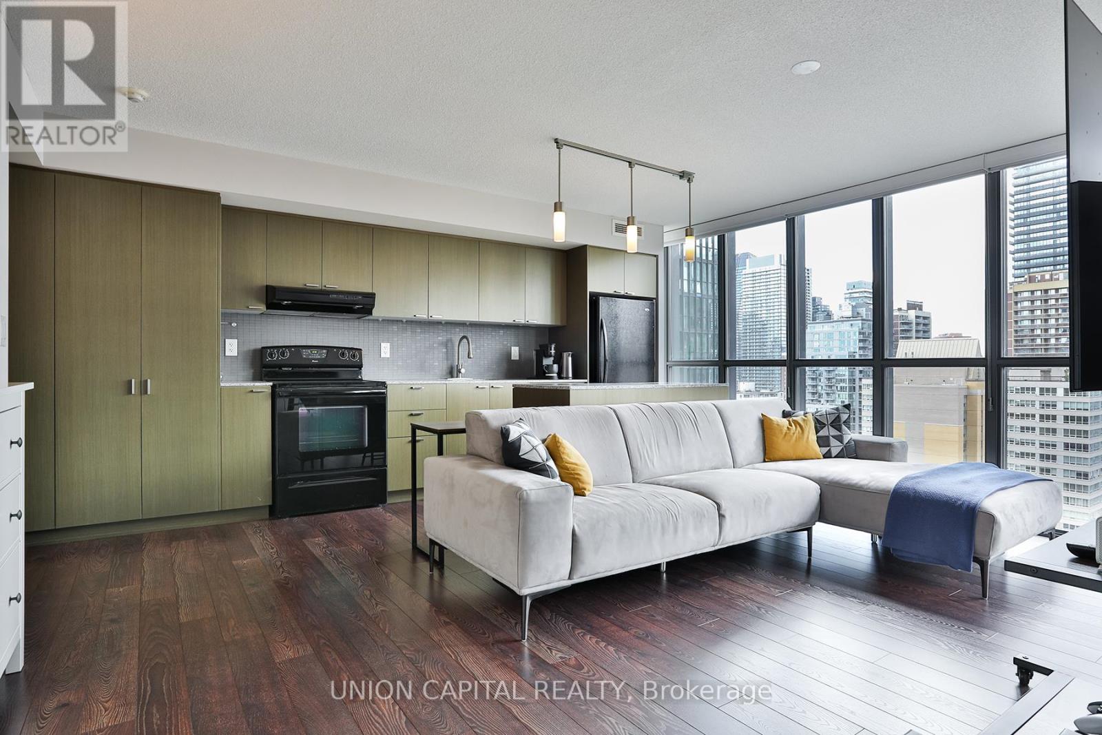 1704 - 110 Charles Street E, Toronto, Ontario  M4Y 1T5 - Photo 13 - C13124576