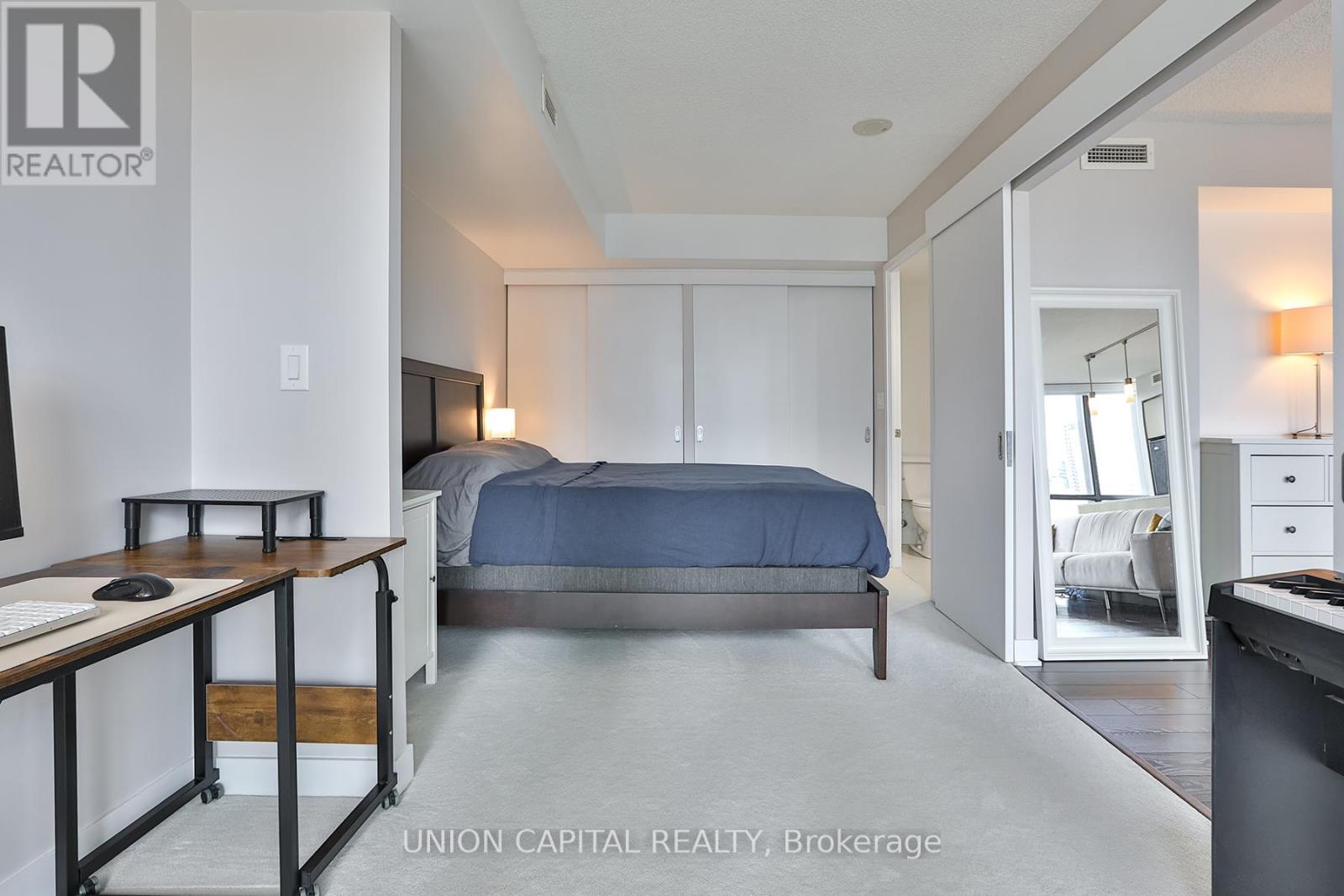 1704 - 110 Charles Street E, Toronto, Ontario  M4Y 1T5 - Photo 22 - C13124576