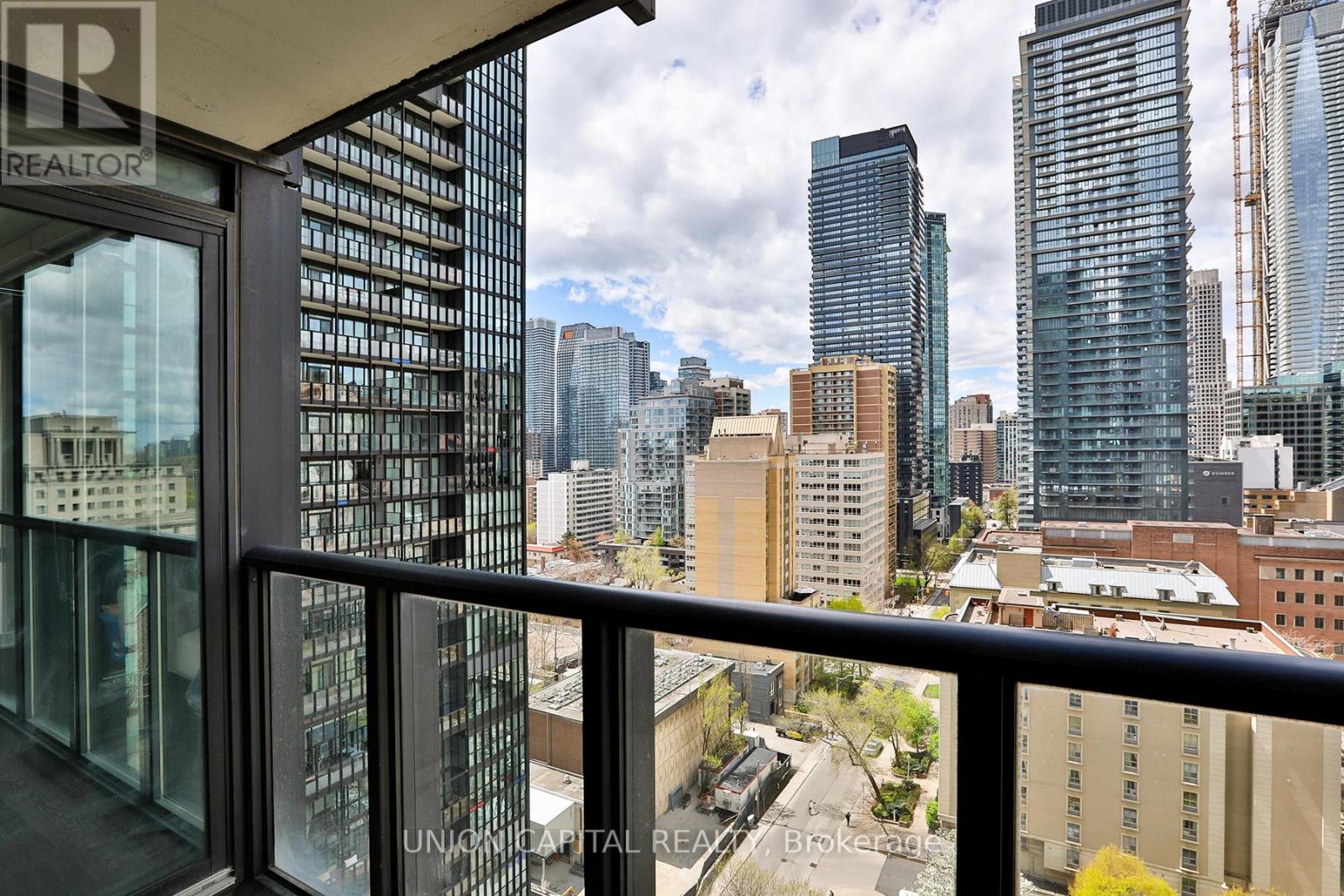 1704 - 110 Charles Street E, Toronto, Ontario  M4Y 1T5 - Photo 27 - C13124576