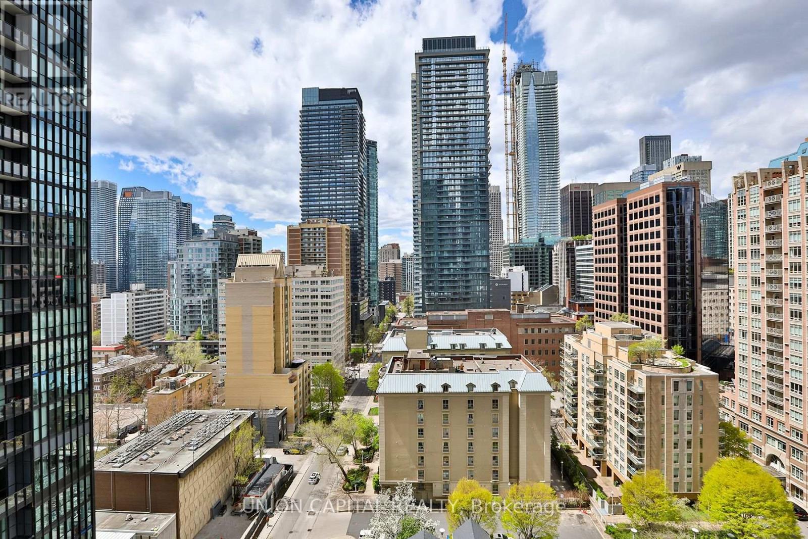 1704 - 110 Charles Street E, Toronto, Ontario  M4Y 1T5 - Photo 30 - C13124576