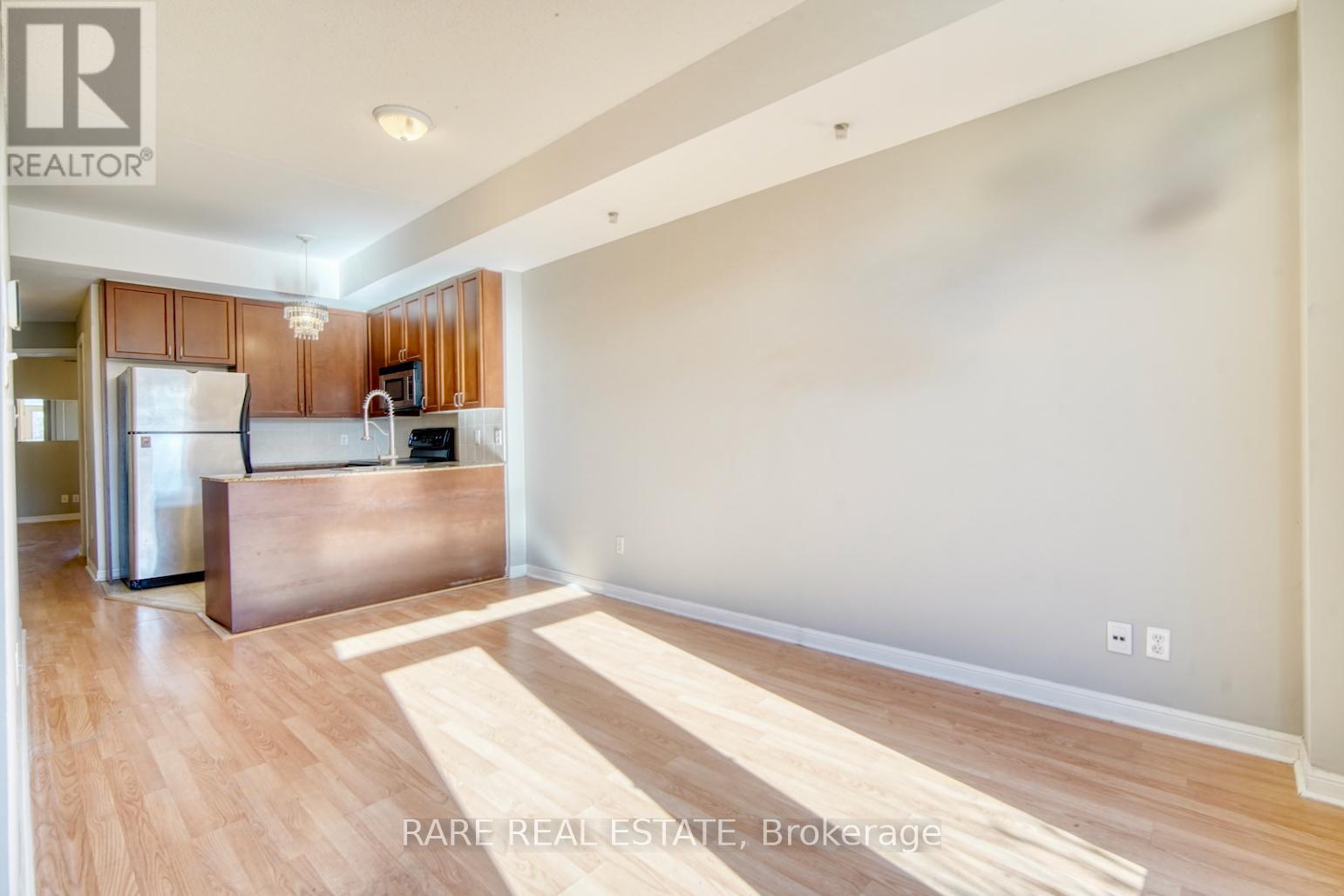 Th05 - 70 Carr Street, Toronto, Ontario  M5T 1B7 - Photo 2 - C13124604