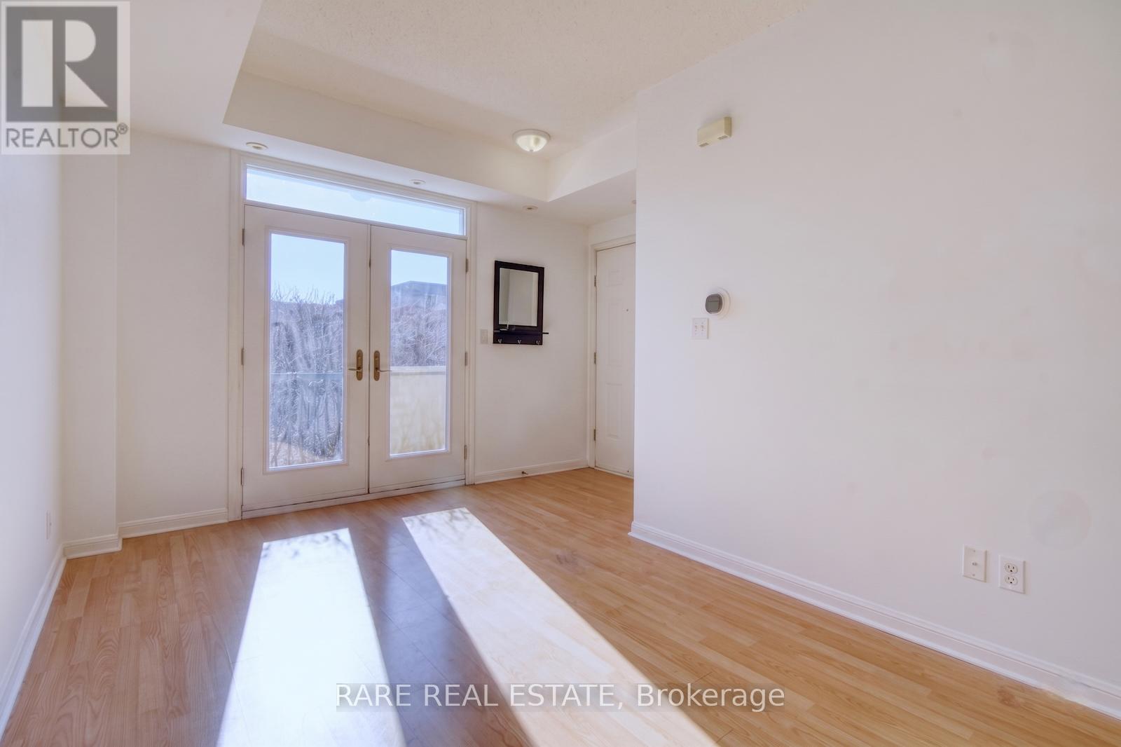 Th05 - 70 Carr Street, Toronto, Ontario  M5T 1B7 - Photo 4 - C13124604