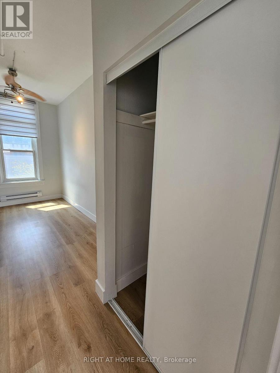 3 - 437 Spadina Avenue, Toronto, Ontario  M5T 2G6 - Photo 17 - C13124620