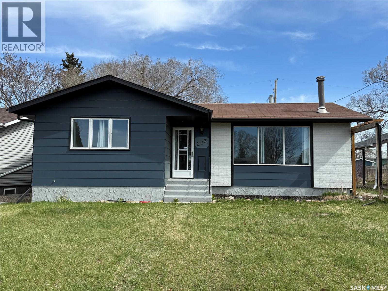 223 3rd Avenue W, Spiritwood, Saskatchewan  S0J 2M0 - Photo 1 - SK035891