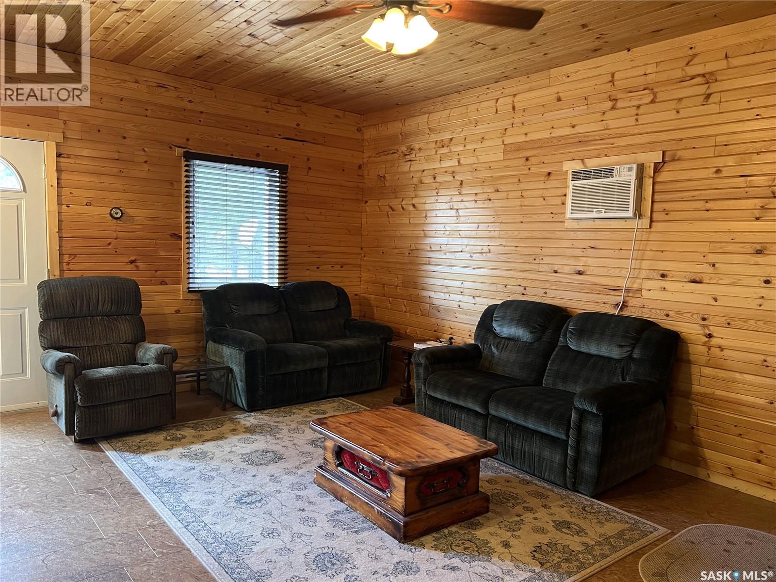 418 South Point Place, Green Lake, Saskatchewan  S0M 1B0 - Photo 6 - SK035868